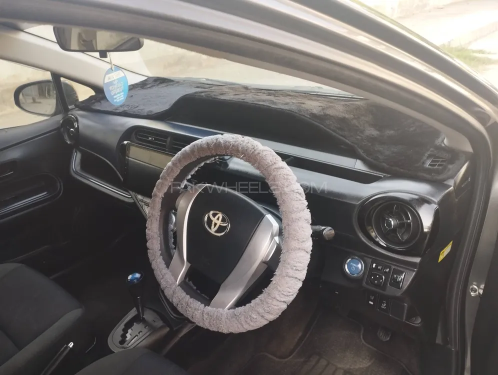 Toyota Aqua 2015 for Sale in Karachi Toyota Aqua 2015 for Sale in Karachi Image-9