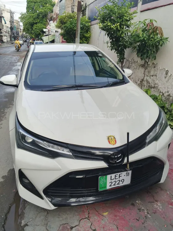 Toyota Corolla 2018 for Sale in Faisalabad Image-1