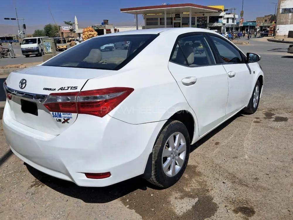 Toyota Corolla 2015 for Sale in Quetta Toyota Corolla 2015 for Sale in Quetta Image-9