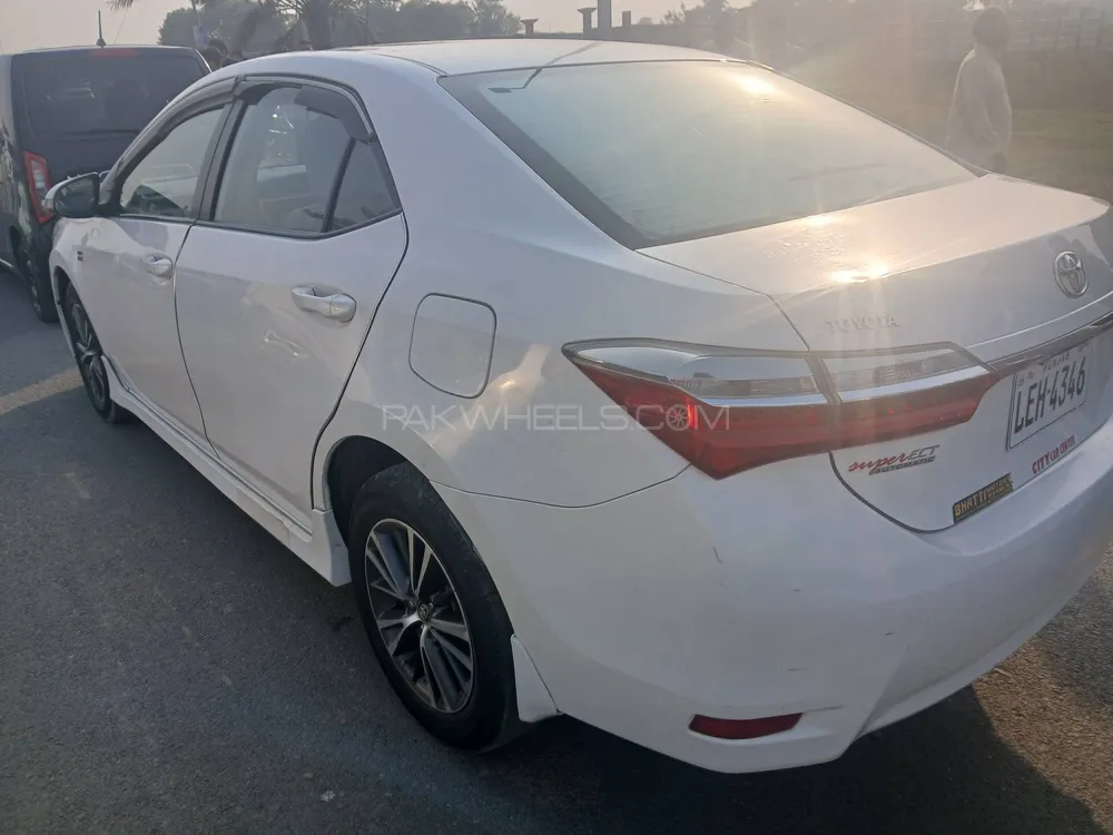 Toyota Corolla 2019 for Sale in Sialkot Toyota Corolla 2019 for Sale in Sialkot Image-3