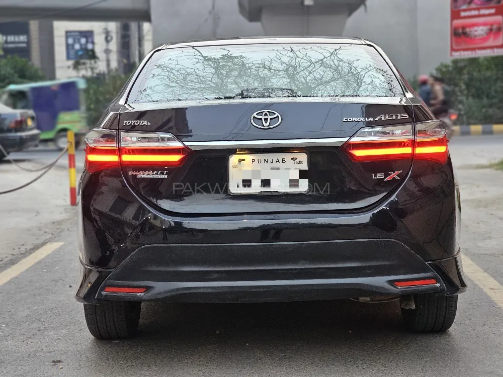 Toyota Corolla 2021 for Sale in Lahore Toyota Corolla 2021 for Sale in Lahore Image-1