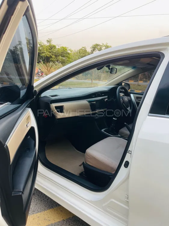 Toyota Corolla 2017 for Sale in Islamabad Toyota Corolla 2017 for Sale in Islamabad Image-9