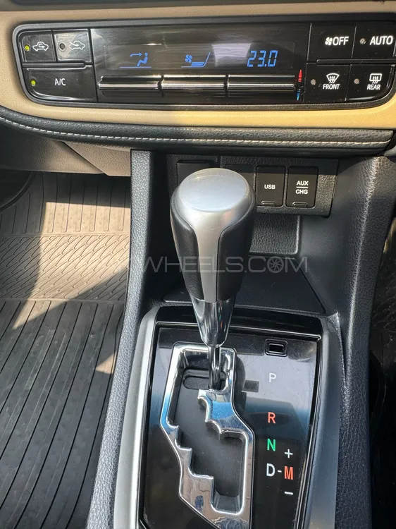 Toyota Corolla 2021 for Sale in Lahore Toyota Corolla 2021 for Sale in Lahore Image-13