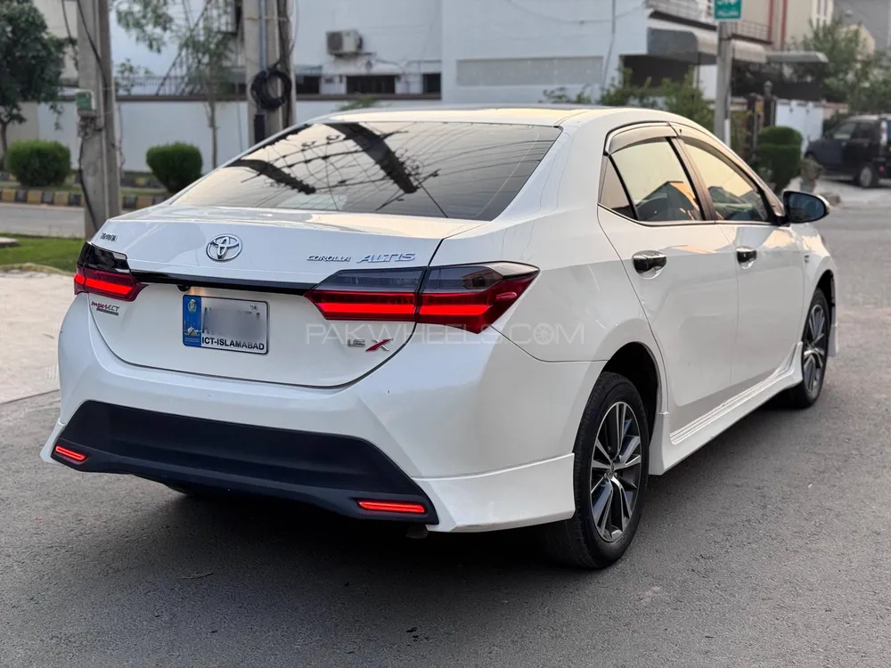 Toyota Corolla 2022 for Sale in Sialkot Toyota Corolla 2022 for Sale in Sialkot Image-6