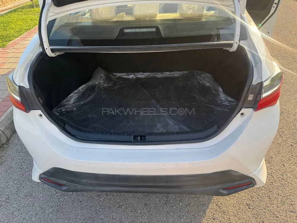 Toyota Corolla 2021 for Sale in Kamra Toyota Corolla 2021 for Sale in Kamra Image-8
