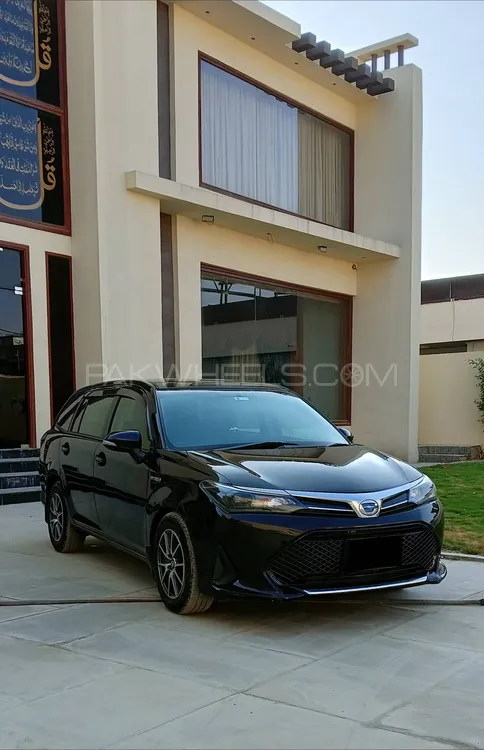 Toyota Corolla Fielder 2017 for Sale in Karachi Toyota Corolla Fielder 2017 for Sale in Karachi Image-3