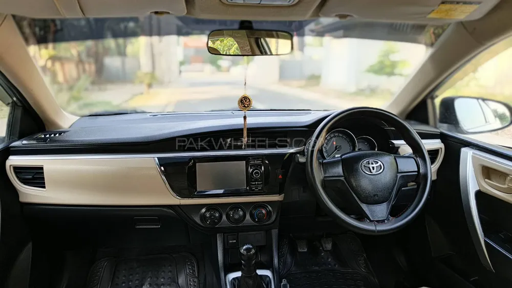 Toyota Corolla 2015 for Sale in Jhelum Toyota Corolla 2015 for Sale in Jhelum Image-15