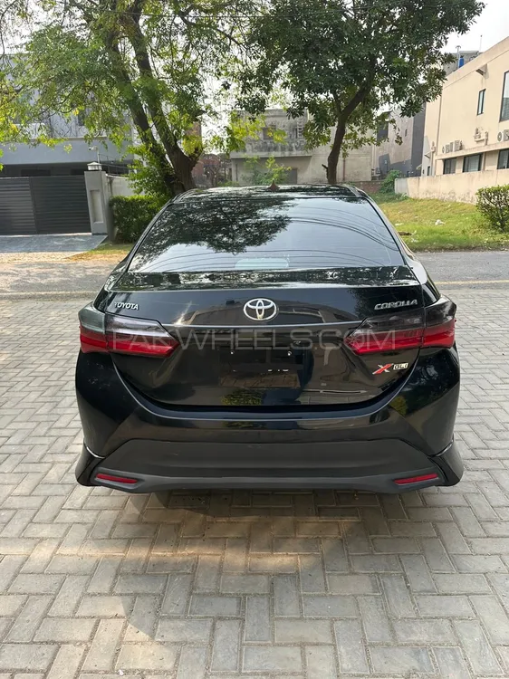 Toyota Corolla 2015 for Sale in Lahore Toyota Corolla 2015 for Sale in Lahore Image-2