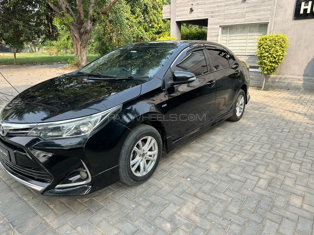 Toyota Corolla 2015 for Sale in Lahore Toyota Corolla 2015 for Sale in Lahore Image-4