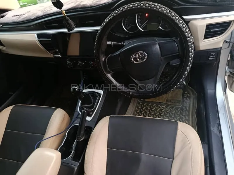Toyota Corolla 2016 for Sale in Muzaffar Gargh Toyota Corolla 2016 for Sale in Muzaffar Gargh Image-8