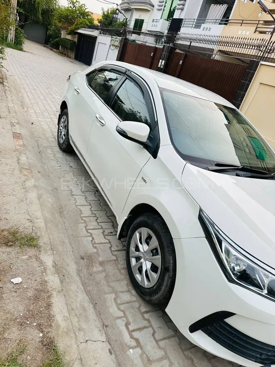 Toyota Corolla 2017 for Sale in Multan Toyota Corolla 2017 for Sale in Multan Image-2