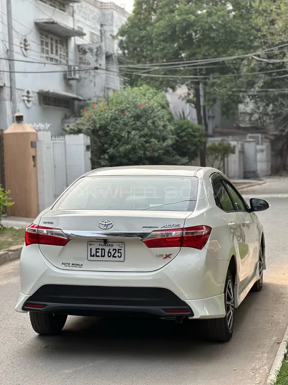 Toyota Corolla 2017 for Sale in Lahore Toyota Corolla 2017 for Sale in Lahore Image-5
