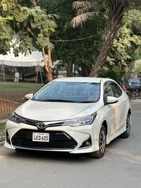 Toyota Corolla 2017 for Sale in Lahore Toyota Corolla 2017 for Sale in Lahore Image-3