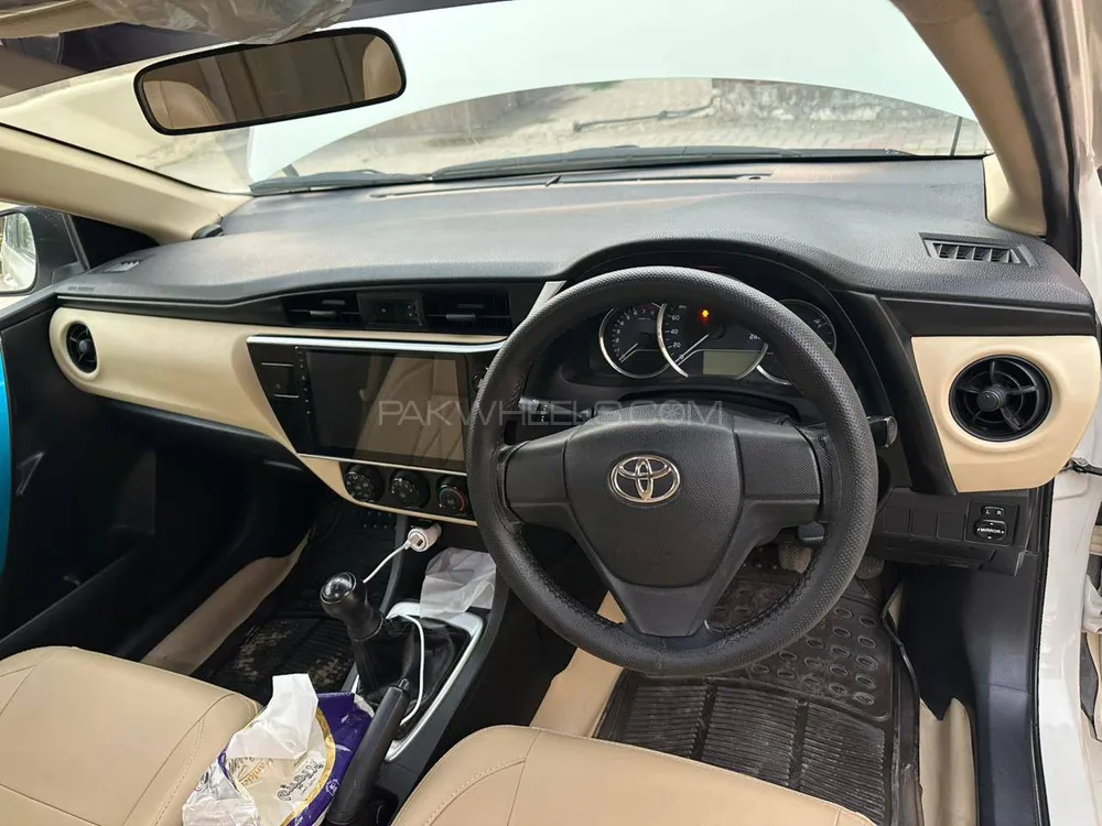 Toyota Corolla 2019 for Sale in Multan Toyota Corolla 2019 for Sale in Multan Image-12