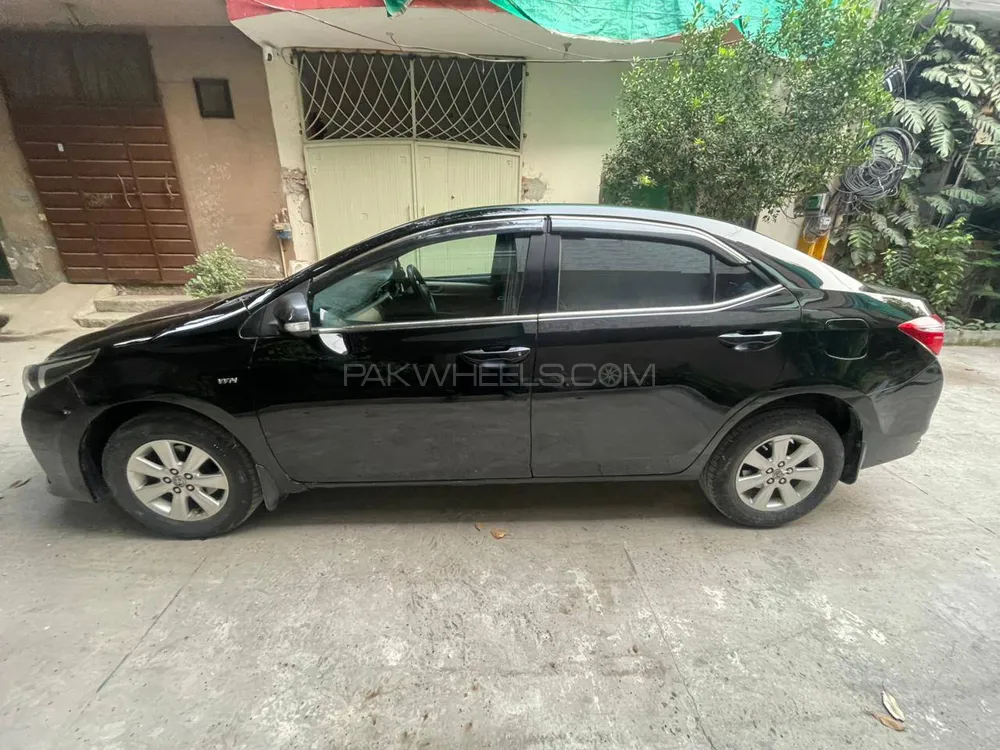 Toyota Corolla 2016 for Sale in Lahore Toyota Corolla 2016 for Sale in Lahore Image-7