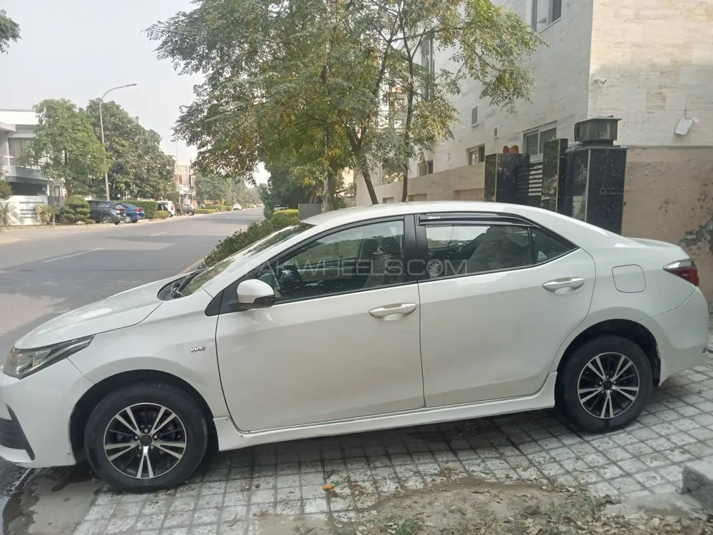 Toyota Corolla 2019 for Sale in Lahore Toyota Corolla 2019 for Sale in Lahore Image-8