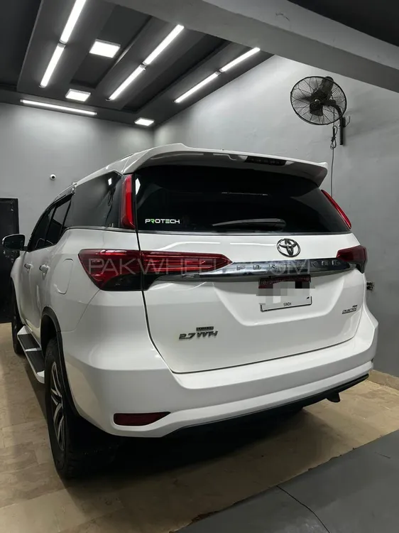 Toyota Fortuner 2017 for Sale in Karachi Toyota Fortuner 2017 for Sale in Karachi Image-4