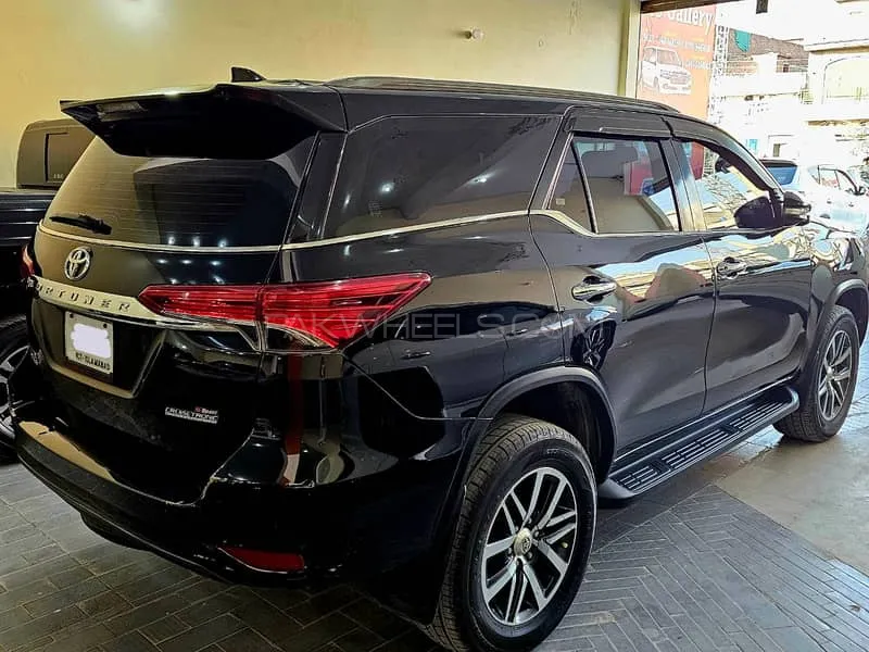 Toyota Fortuner 2018 for Sale in Sialkot Toyota Fortuner 2018 for Sale in Sialkot Image-3