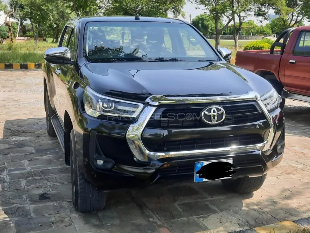 Toyota Hilux 2021 for Sale in Islamabad Toyota Hilux 2021 for Sale in Islamabad Image-5