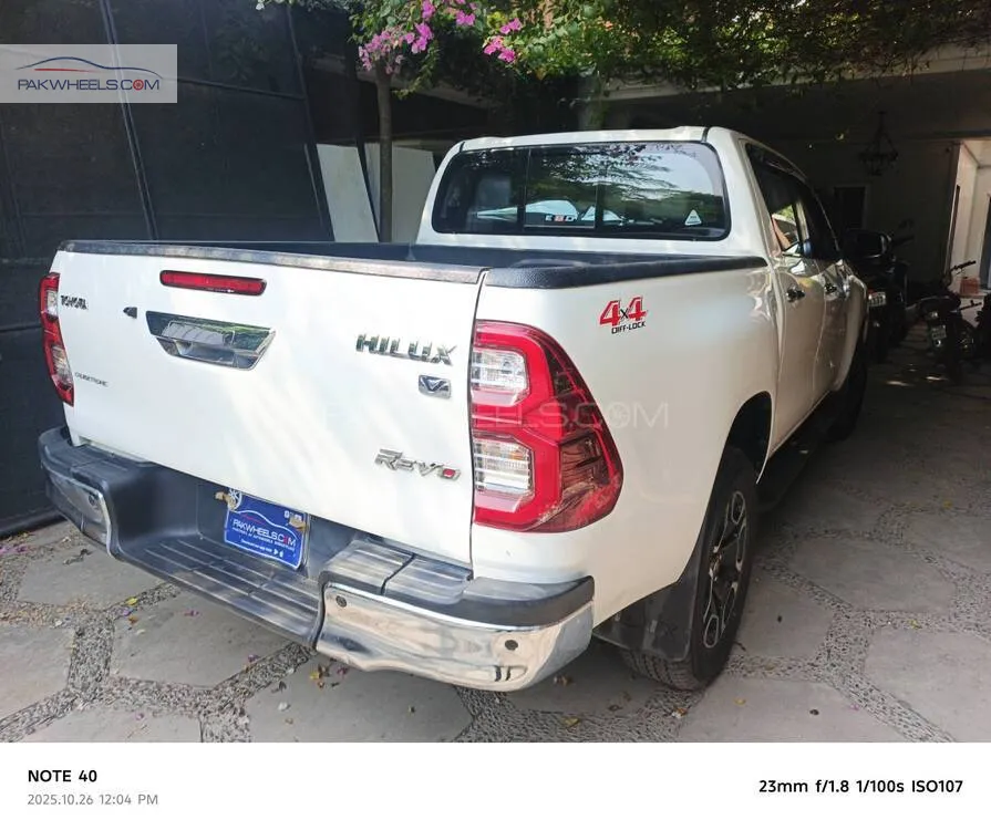 Toyota Hilux 2022 for Sale in Lahore Toyota Hilux 2022 for Sale in Lahore Image-4