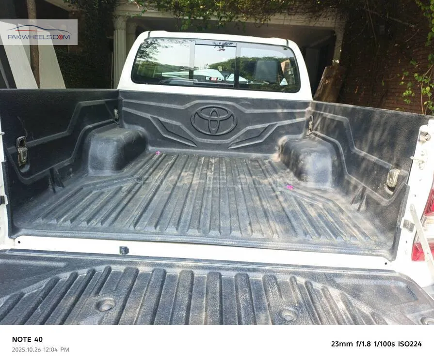 Toyota Hilux 2022 for Sale in Lahore Toyota Hilux 2022 for Sale in Lahore Image-7