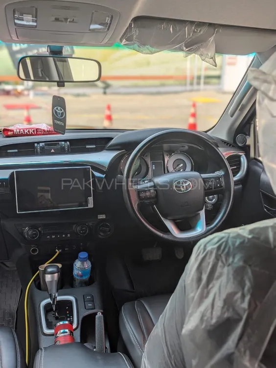 Toyota Hilux 2022 for Sale in Lahore Toyota Hilux 2022 for Sale in Lahore Image-13
