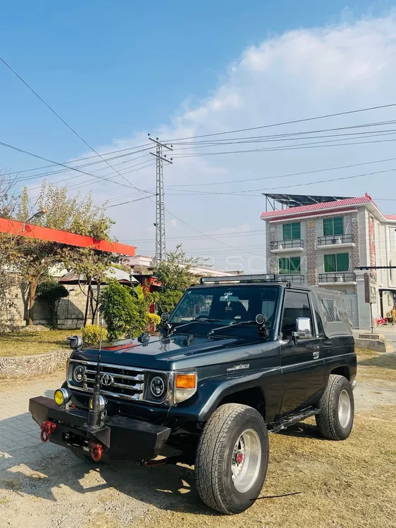 Toyota Land Cruiser 1989 for Sale in Mansehra Toyota Land Cruiser 1989 for Sale in Mansehra Image-2