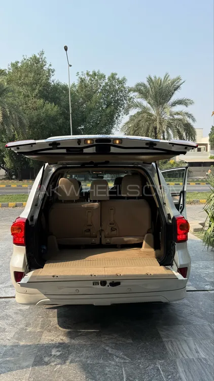 Toyota Land Cruiser 2011 for Sale in Lahore Toyota Land Cruiser 2011 for Sale in Lahore Image-5