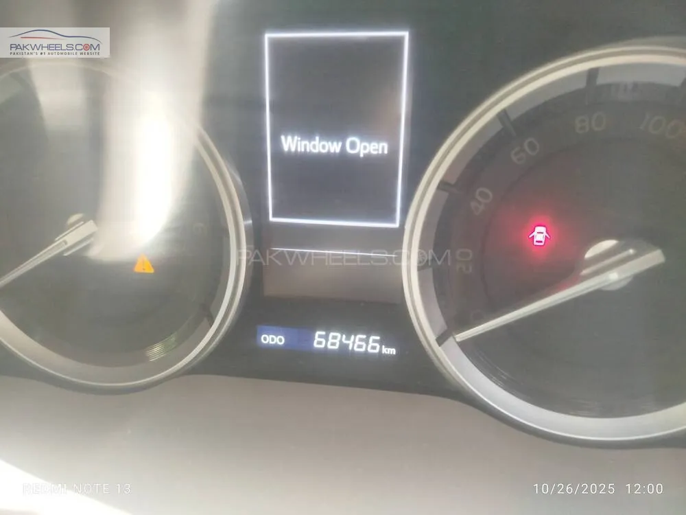 Toyota Land Cruiser 2020 for Sale in Karachi Toyota Land Cruiser 2020 for Sale in Karachi Image-9