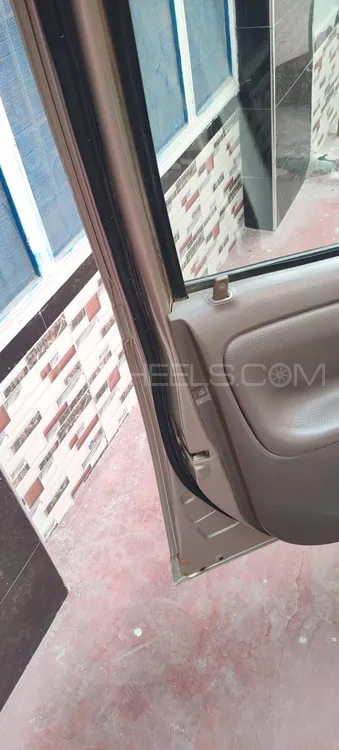 Toyota Platz 2003 for Sale in Faisalabad Toyota Platz 2003 for Sale in Faisalabad Image-4