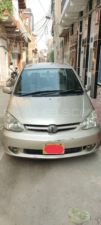Toyota Platz 2003 for Sale in Faisalabad Toyota Platz 2003 for Sale in Faisalabad Image-1