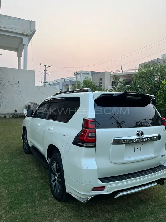 Toyota Prado 2020 for Sale in Faisalabad Toyota Prado 2020 for Sale in Faisalabad Image-8