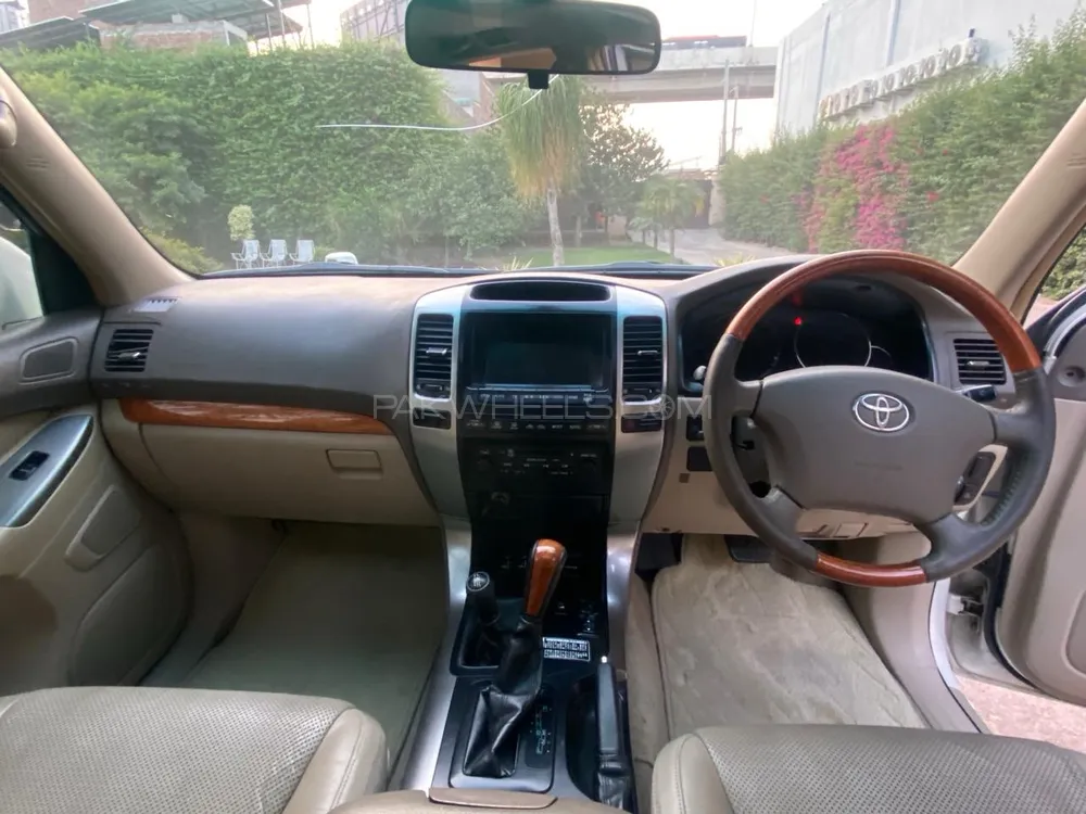 Toyota Prado 2003 for Sale in Multan Toyota Prado 2003 for Sale in Multan Image-4