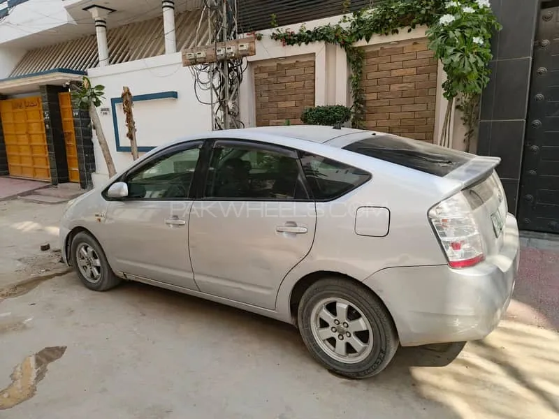 Toyota Prius 2007 for Sale in Hyderabad Toyota Prius 2007 for Sale in Hyderabad Image-1