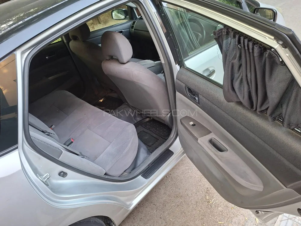 ٹویوٹا پریوس 2011 for Sale in لاہور ٹویوٹا پریوس 2011 for Sale in لاہور Image-5