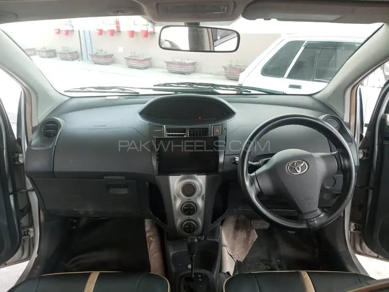 Toyota Vitz 2005 for Sale in Multan Toyota Vitz 2005 for Sale in Multan Image-13