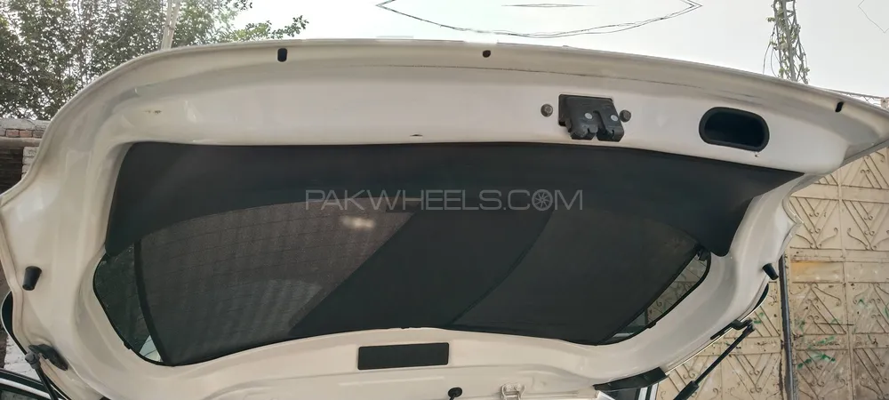 Toyota Vitz 2011 for Sale in Peshawar Toyota Vitz 2011 for Sale in Peshawar Image-15