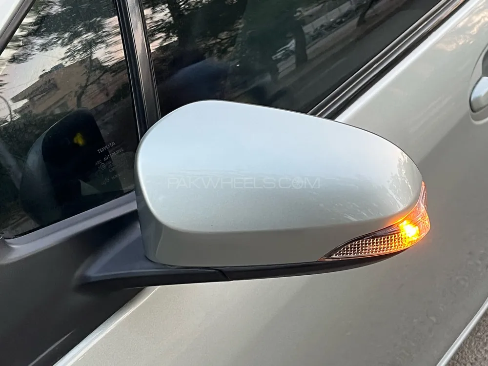 Toyota Vitz 2012 for Sale in Karachi Toyota Vitz 2012 for Sale in Karachi Image-11