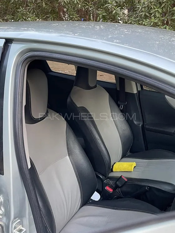 Toyota Vitz 2012 for Sale in Karachi Toyota Vitz 2012 for Sale in Karachi Image-8