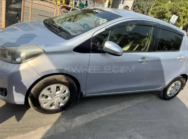 Toyota Vitz 2013 for Sale in Karachi Toyota Vitz 2013 for Sale in Karachi Image-4
