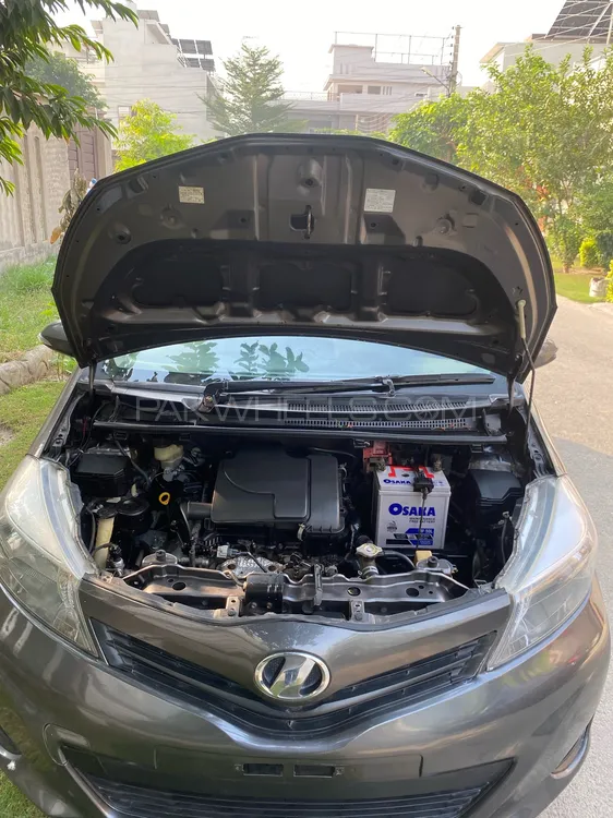 Toyota Vitz 2013 for Sale in Multan Toyota Vitz 2013 for Sale in Multan Image-10