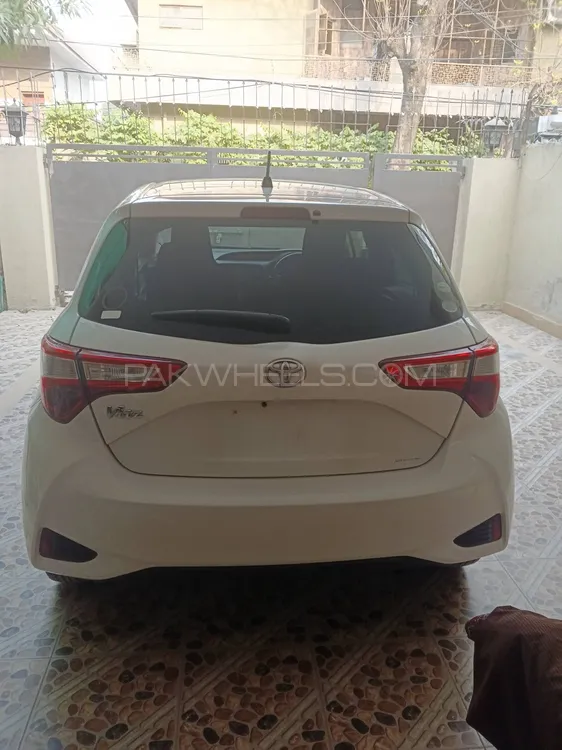 Toyota Vitz 2017 for Sale in Lahore Toyota Vitz 2017 for Sale in Lahore Image-2