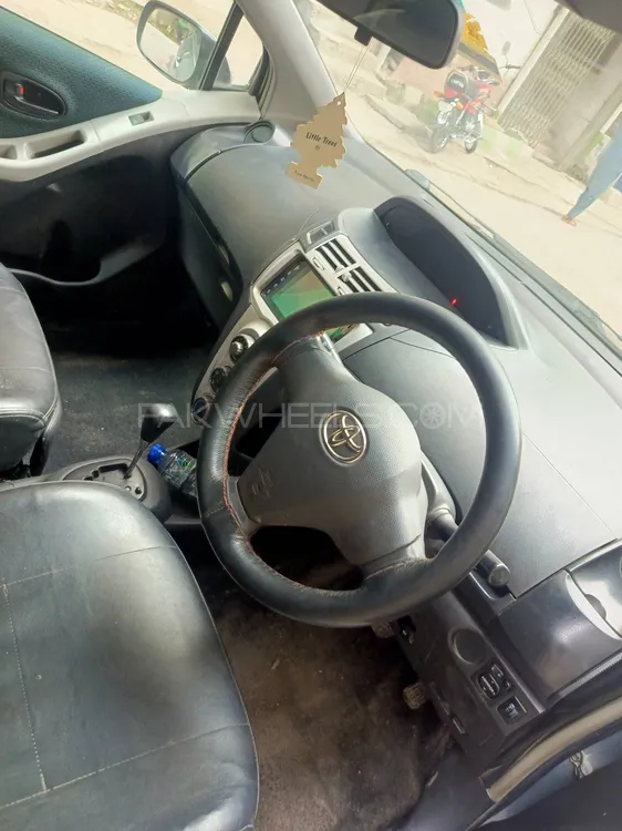 Toyota Vitz 2007 for Sale in Peshawar Toyota Vitz 2007 for Sale in Peshawar Image-4