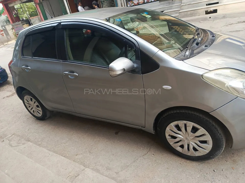 Toyota Vitz 2007 for Sale in Peshawar Toyota Vitz 2007 for Sale in Peshawar Image-5