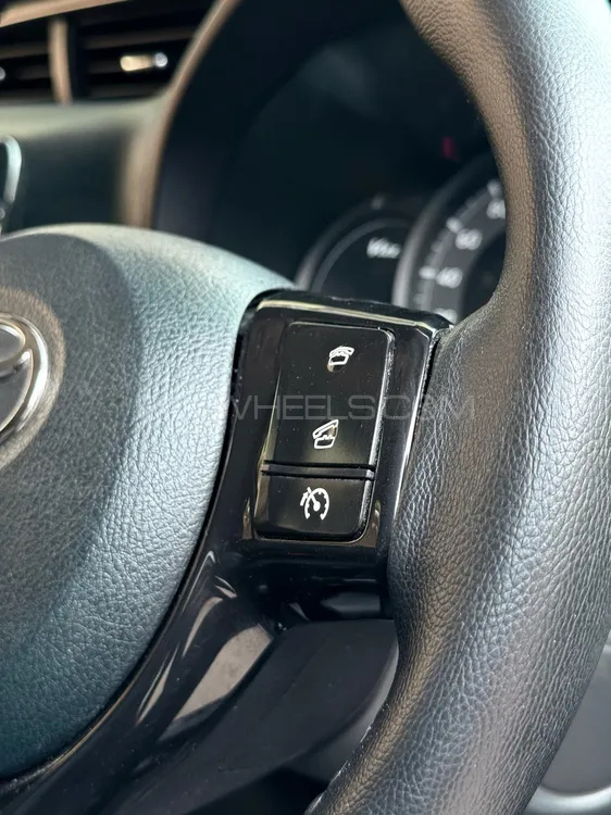 Toyota Vitz 2018 for Sale in Karachi Toyota Vitz 2018 for Sale in Karachi Image-12