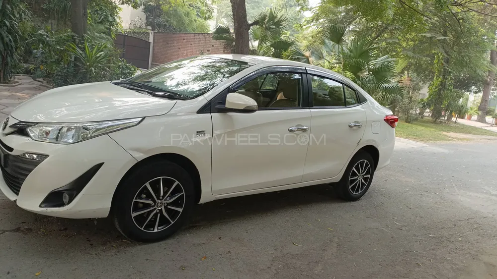 Toyota Yaris Sedan 2020 for Sale in Lahore Toyota Yaris Sedan 2020 for Sale in Lahore Image-3