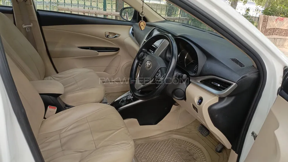 Toyota Yaris Sedan 2020 for Sale in Lahore Toyota Yaris Sedan 2020 for Sale in Lahore Image-17