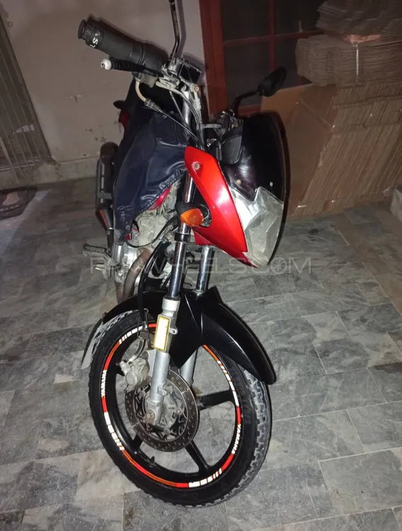 Yamaha YBR 125 2015 for Sale Yamaha YBR 125 2015 for Sale Image-2