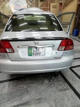 Honda Civic EXi 2004