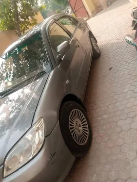 Honda Civic VTi Oriel Prosmatec 1.8 i-VTEC 2006